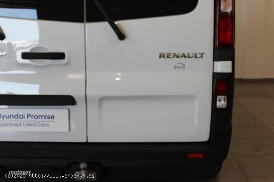 Renault Trafic 1.6 DCI COMBI BLACK EDITION L2 H1 120CV de 2019 con 136.523 Km por 18.900 EUR. en Cad