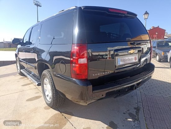 Chevrolet Suburban 5.3 V8 de 2007 con 188.000 Km por 30.000 EUR. en Madrid