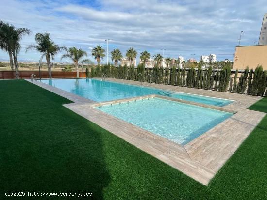 ESPECTACULAR APARTAMENTO 2 HABS PISCINA EN GUARDAMAR 219.900€ - ALICANTE