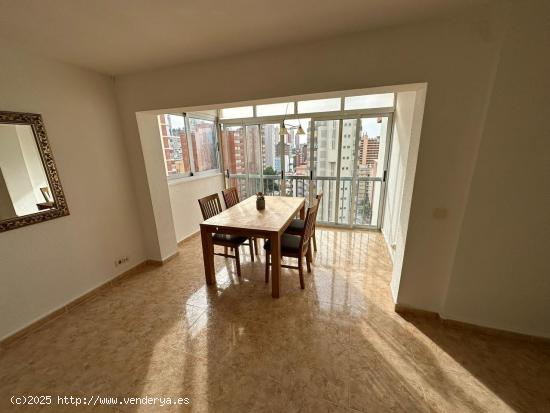  Apartamento de dos habitaciones, parking y piscina en rincon de loix llano Benidorm! www.euroloix.co 