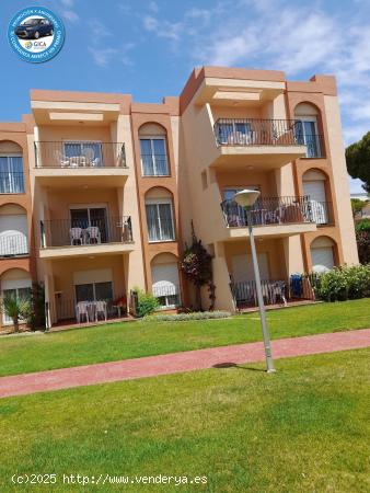 INVERSIÓN. APARTAMENTO Y PLAZA DE GARAJE APARTAHOTEL LAS DUNAS. - CADIZ