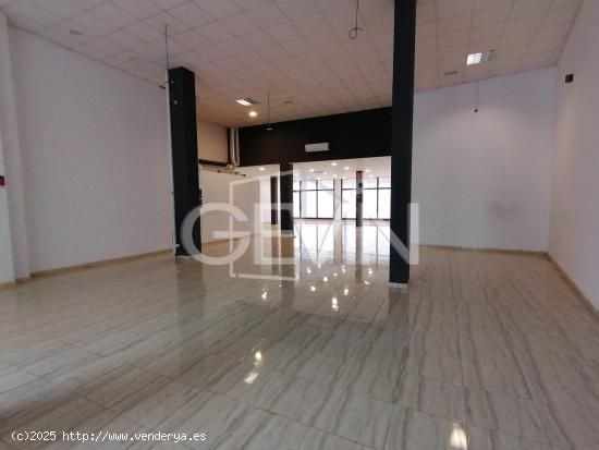 Local comercial en alquiler en Santa Perpetua de Mogoda - BARCELONA