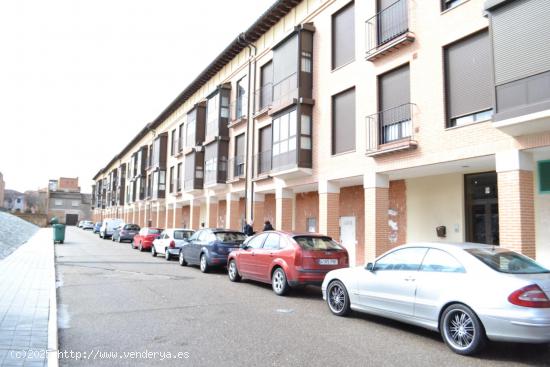 Local en Toro ideał hostelería junto a piscina municipal - ZAMORA