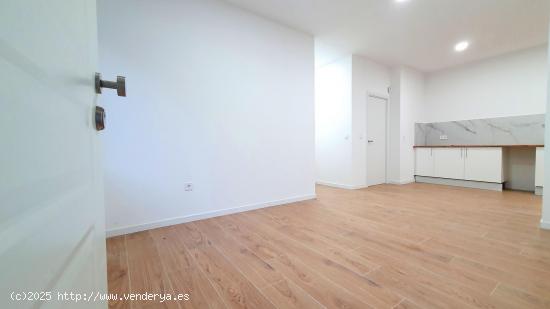 PISO A ESTRENAR DE 4 HABITACIONES EN LA CREU DE BARBERÀ - BARCELONA