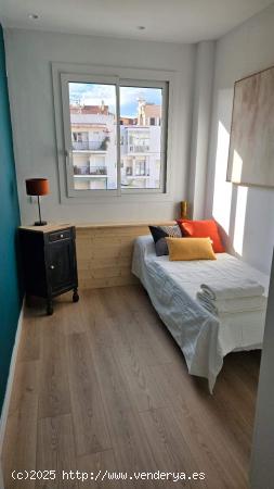 Apartamento nuevo a estrenar, de lujo e insonorizado, en la Calle Montroig - BARCELONA