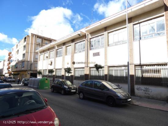 Nave industrial en venta en Elda - ALICANTE