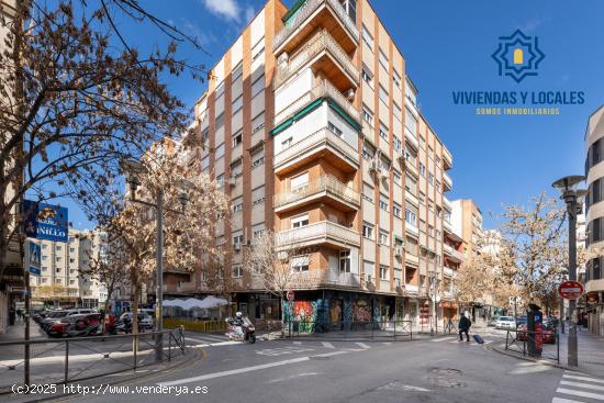 Plaza de Garaje en pleno Centro de Granada - GRANADA