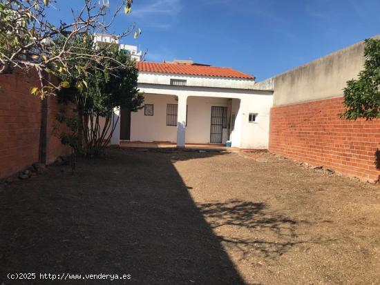 Venta de Casa en Alange (Badajoz) - BADAJOZ