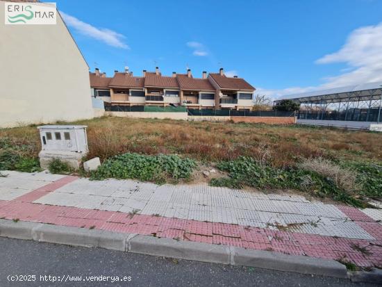 PARCELA URBANIZABLE EN VENTA EN EL CENTRO DE YUNCOS - TOLEDO