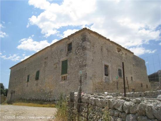 Posesión mallorquina en Sineu - BALEARES