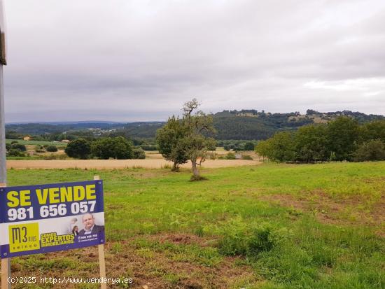 PARCELA URBANA DE 828M2 EN SAN VICENTE DE VIGO, CARRAL - A CORUÑA