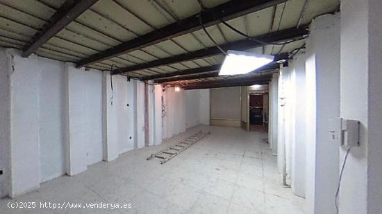 Se vende Local en San José, ideal para pequeño comercio. - ZARAGOZA