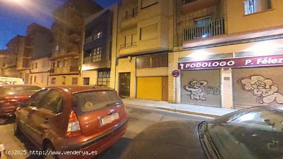 Se vende Local en San José, ideal para pequeño comercio. - ZARAGOZA