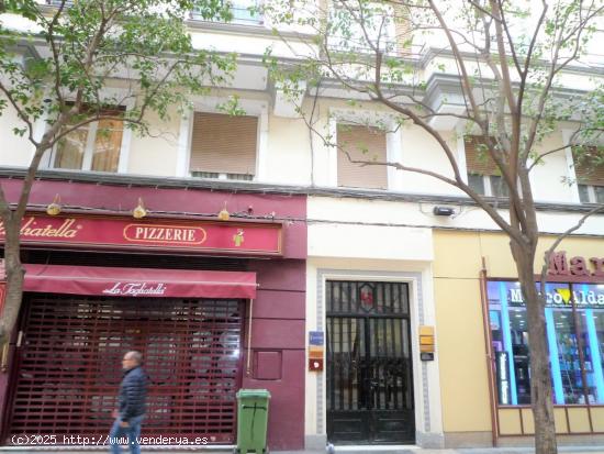 Se Vende Piso de 118 m2, reformado, en Don Jaime esquina Plaza del Pilar - ZARAGOZA