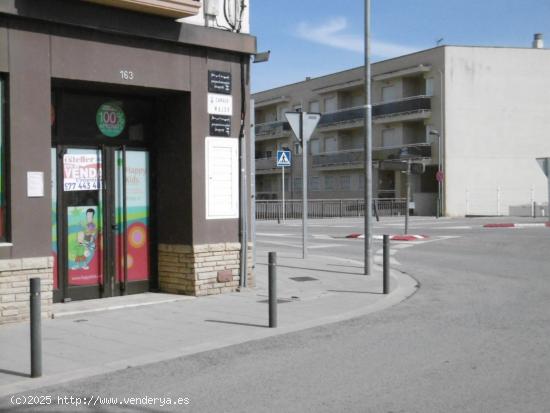 LOCAL COMERCIAL EN EL CENTRO DE LA POBLACIÓN - TARRAGONA