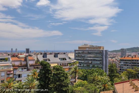 ATICO CON VISTAS AL MAR - BARCELONA