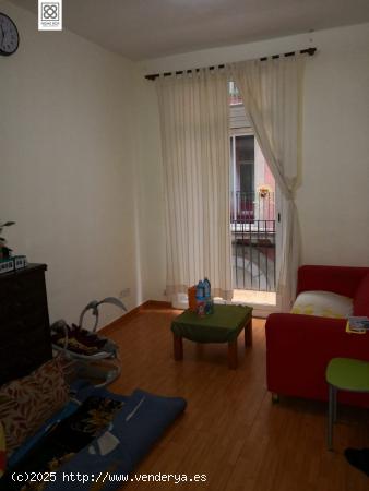 PISO EN VENTA EN EL RAVAL - BARCELONA