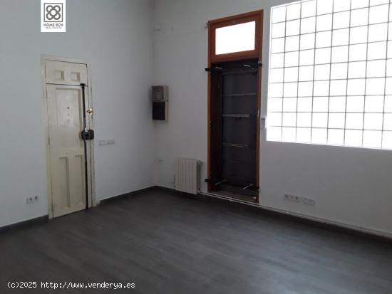 PISO EN VENTA C/ FONT HONRADA - BARCELONA