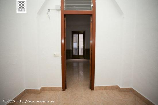 PISO EN VENTA EN EL GÓTIC - BARCELONA