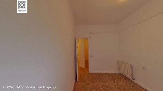 PISO EN VENTA C/ VALLHONRAT - BARCELONA