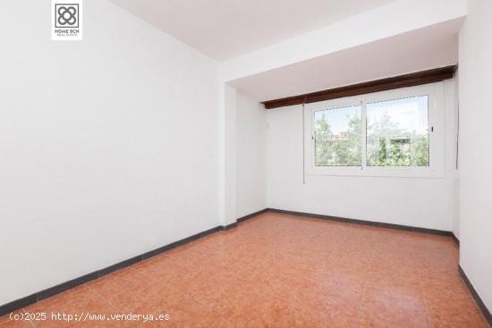 PISO EN VENTA C/ SALVÀ - BARCELONA