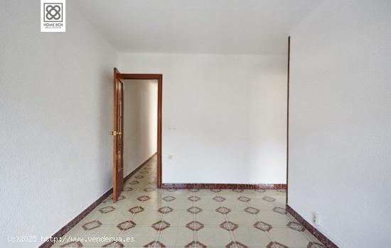 PISO EN VENTA EN AV. PALLARESA - BARCELONA