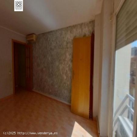 PISO EN VENTA EN TRINITAT VELLA - BARCELONA