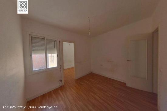 PISO EN VENTA C/ AMERICA, SANTA COLOMA DE GRAMANET - BARCELONA