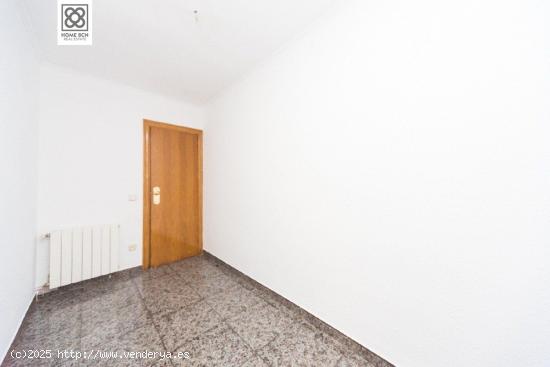 PISO EN VENTA C/ MONTURIOL - BARCELONA