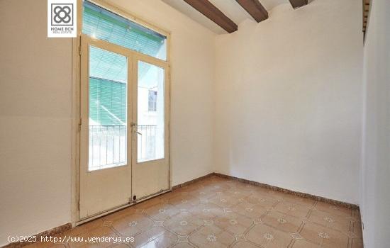 PISO EN VENTA EN C/ JOAQUIN COSTA - BARCELONA