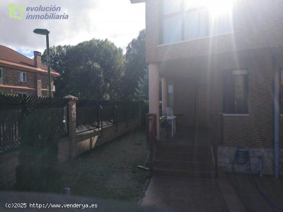 Vivienda unifamiliar pareada cuatro dormitorios  zona G-3 - Burgos - BURGOS