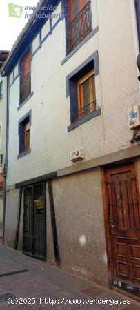 CASA DE PUEBLO EN EL CENTRO DE BELORADO - BURGOS