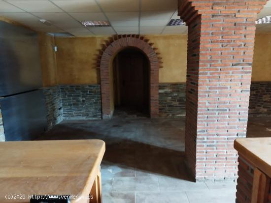 Bar Cafeteria, y vivienda en entranbasaguas, Cantabria - CANTABRIA