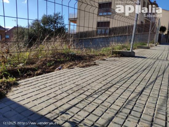 PARCELA EN VENTA EN EL PADRÓ - BARCELONA