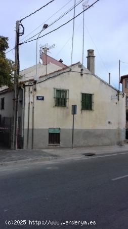  Se Vende casa para reformar en el centro de Palazuelos de Eresma. - SEGOVIA 