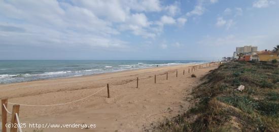 Parcela de 550 m2 situada en 3ª línea de la playa de Bellreguard, - VALENCIA