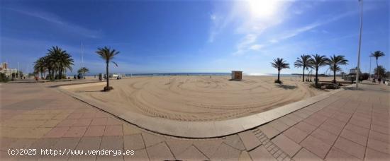 Local comercial destinado a bar situado en el centro histórico de Gandia - VALENCIA