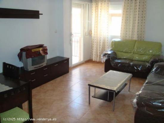 OPORTUNIDAD APARTAMENTO SEMINUEVO Y CENTRICO - MURCIA