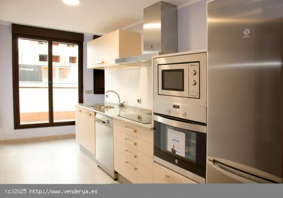 APARTAMENTO - ZONA CUATROVIENTOS - LEON