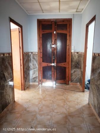 SE VENDE CASA CON PARCELA EN LA APARECIDA  ORIHUELA  - ALICANTE