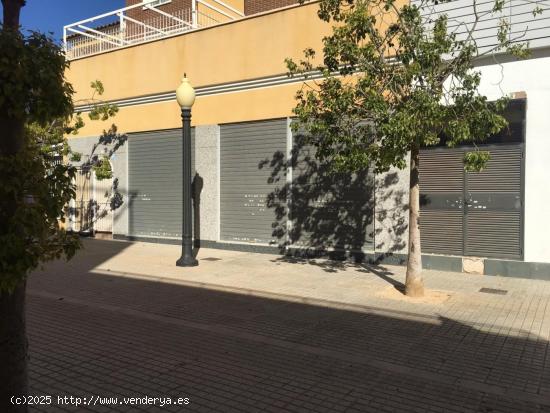  SE VENDE O SE ALQUILA LOCAL COMERCIAL - ALICANTE 