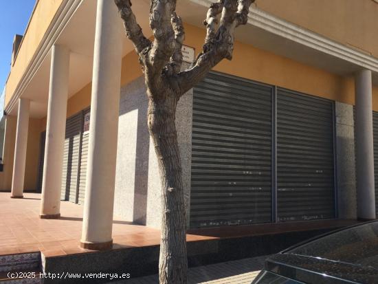 SE ALQUILA  Y SE VENDE LOCAL COMERCIAL, ZONA HUERTO TRAVALON - ALICANTE