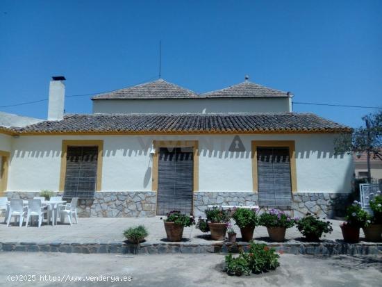 CASA DE CAMPO EN LAS LOMAS DE EL ALBUJÓN.(MURCIA) - MURCIA