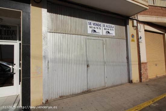 AMPLIO LOCAL COMERCIAL SITUADO EN EL MUNICIPIO DE REDOVÁN - ALICANTE