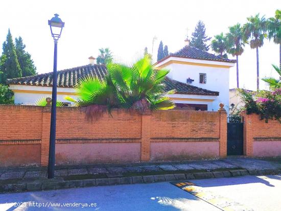  *CHALET TORREQUINTO*1.290 M2*NEGOCIABLE*PISCINA*SIN GASTOS INMOB.* - SEVILLA 