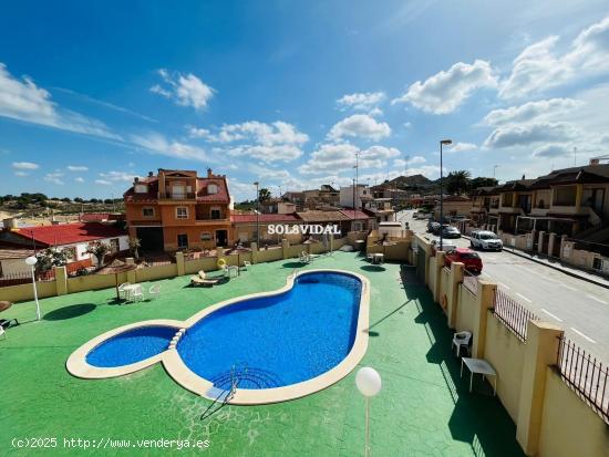  BUNGALOW CON PISCINA COMUNITARIA Y SOLARIUM PRIVADO - ALICANTE 