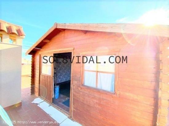 BUNGALOW CON PISCINA COMUNITARIA Y SOLARIUM PRIVADO - ALICANTE