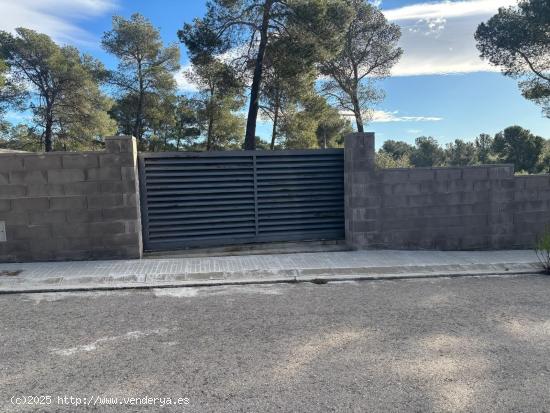 Terreno Urbano en Cabra del Camp en Calle Deltebre 1-3. - TARRAGONA