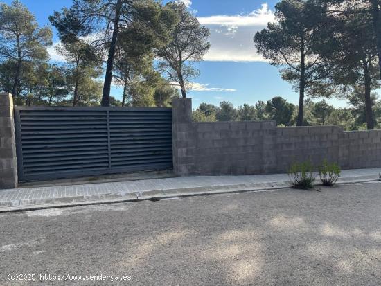 Terreno Urbano en Cabra del Camp en Calle Deltebre 1-3. - TARRAGONA