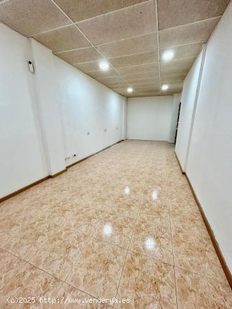 Local comercial en alquiler - BARCELONA